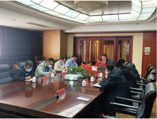 兗州中材黨委委員、副總經理顏景祥到河南片區黨支部講授專題黨課